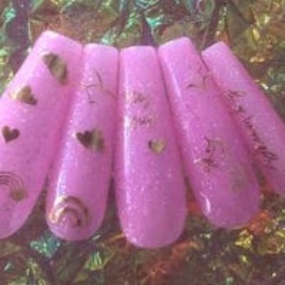 Press-on nails